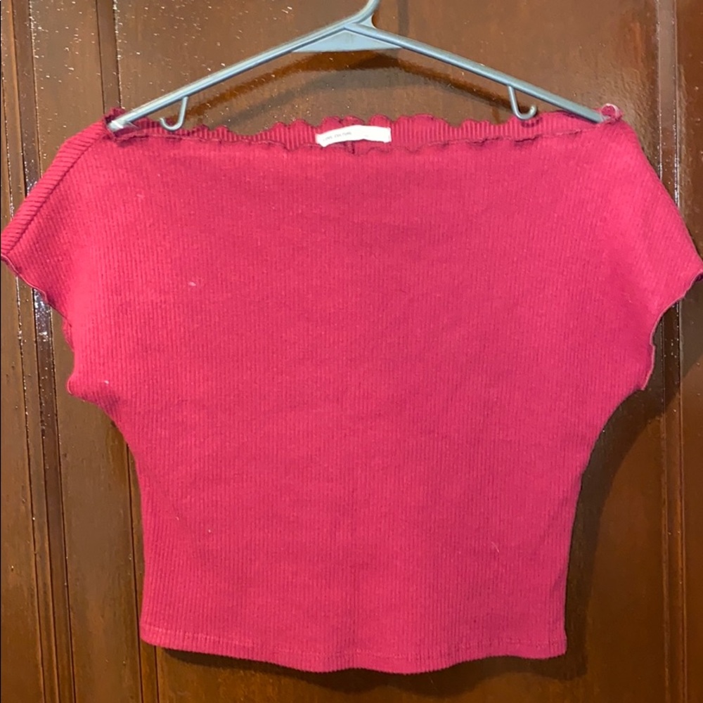 BRAND NEW, NEVER WORN!!! MISSING TAG!!! Crop top